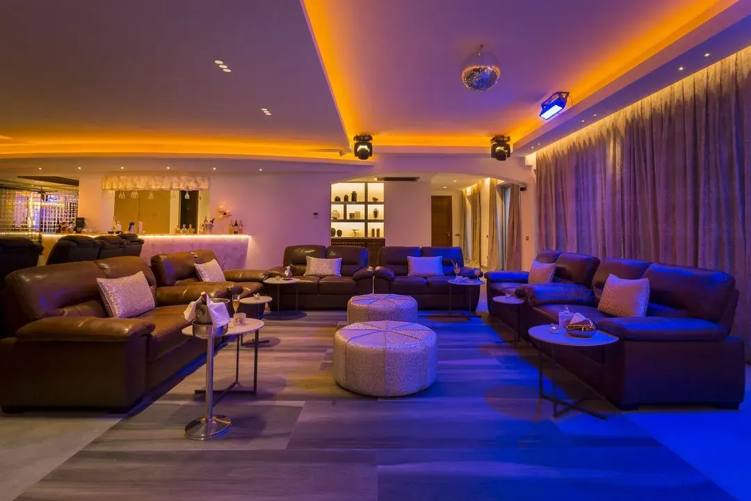 Villa à louer 21 120 dh 1 200 m², 6 chambres - Rahba Kedima Marrakech