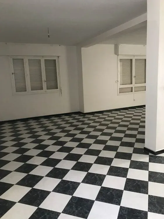 Villa à louer 22 000 dh 750 m² avec 4 chambres - Cité Suisse Agadir-Ida -Ou-Tanane | Agenz