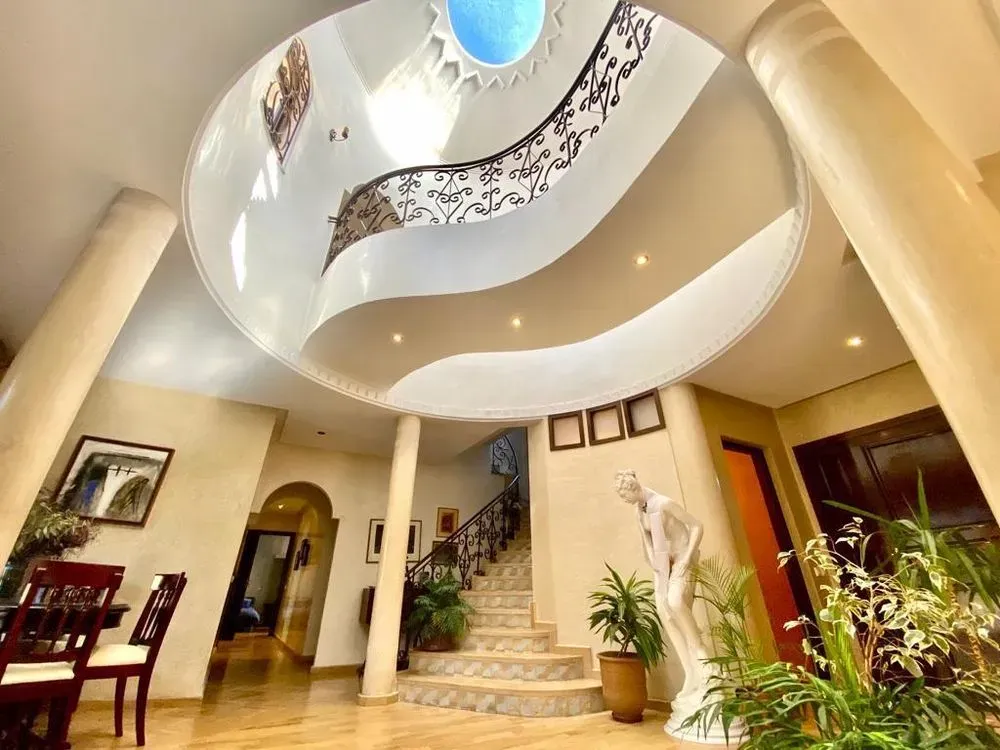 Villa à vendre 13 500 000 dh 600 m², 4 chambres - Californie Casablanca