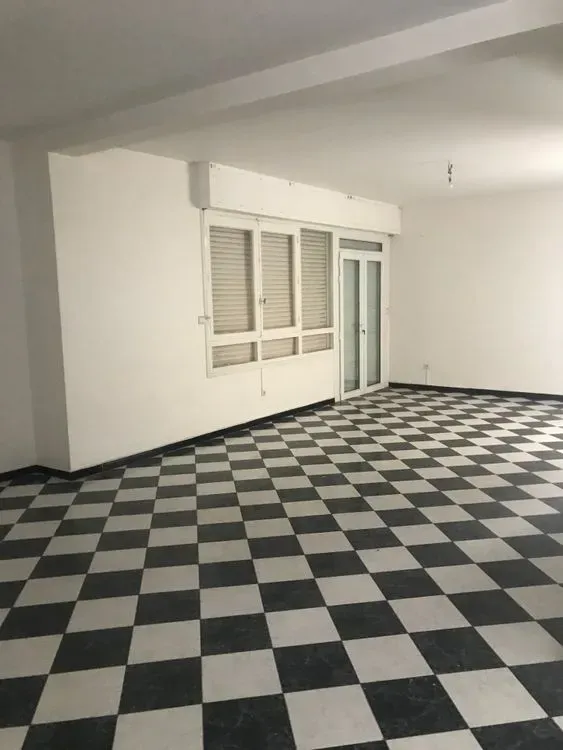 Villa à louer 22 000 dh 750 m² avec 4 chambres - Cité Suisse Agadir-Ida -Ou-Tanane | Agenz