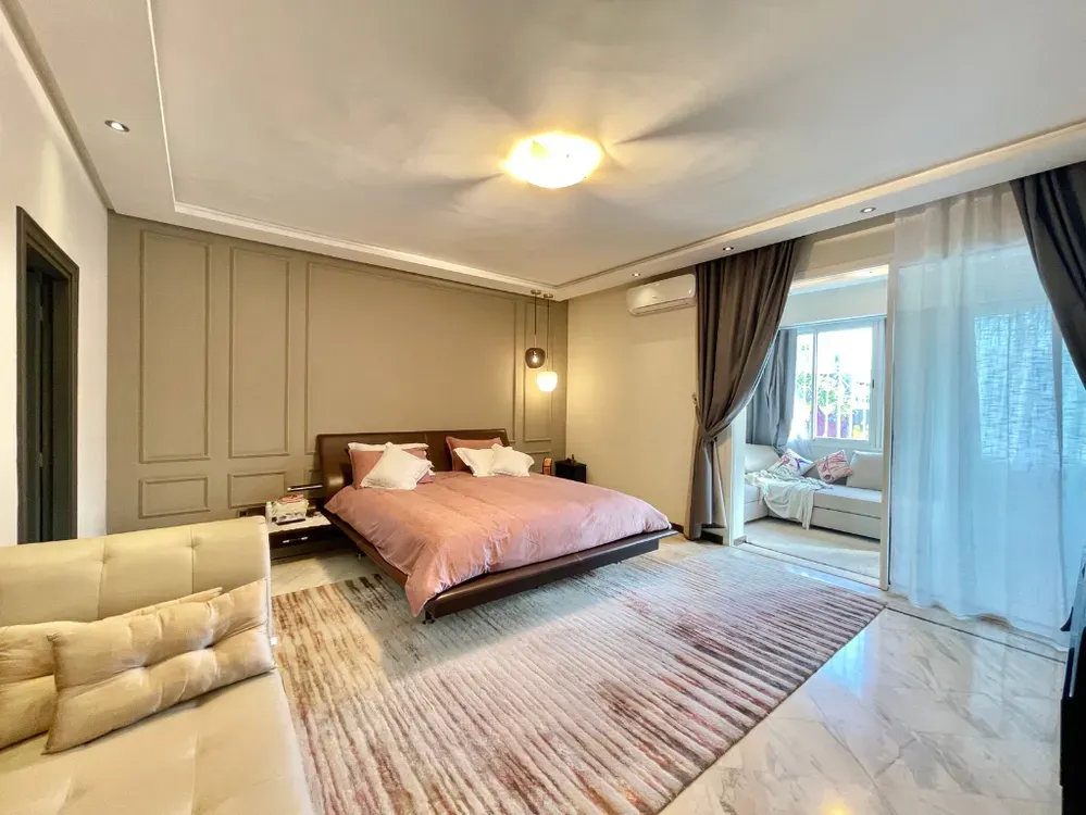 Appartement à louer 25 000 dh 262 m², 3 chambres - Racine Casablanca