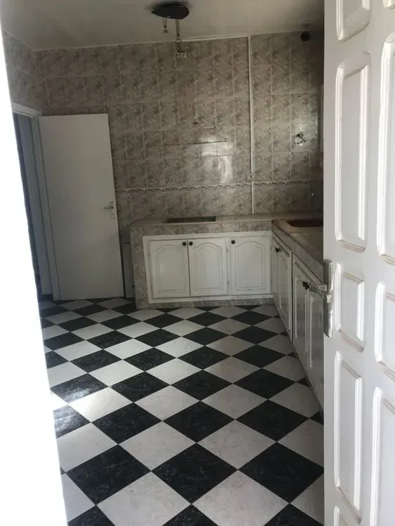 Villa à louer 22 000 dh 750 m² avec 4 chambres - Cité Suisse Agadir