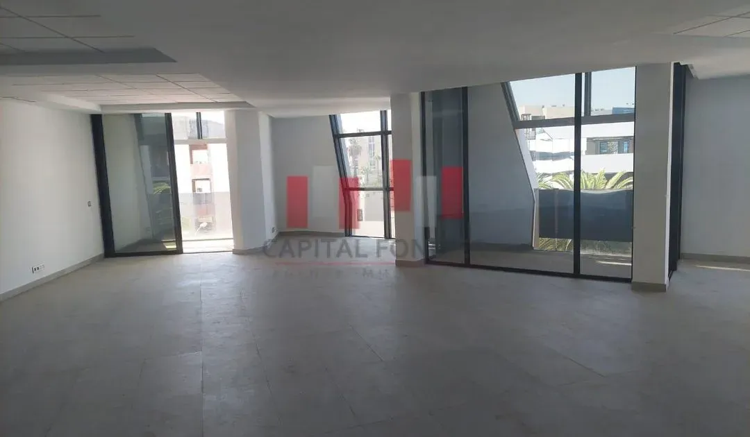 Bureau à louer 16 125 dh 103 m² - Plateau Casablanca