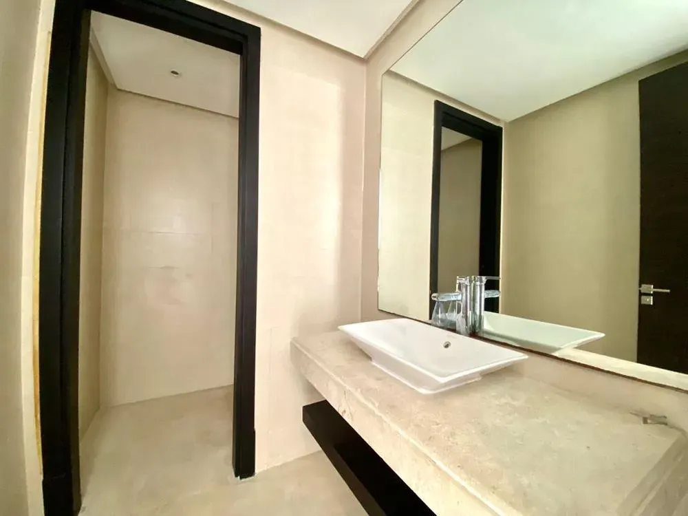 Appartement à louer 19 250 dh 208 m² avec 3 chambres - Gauthier Casablanca