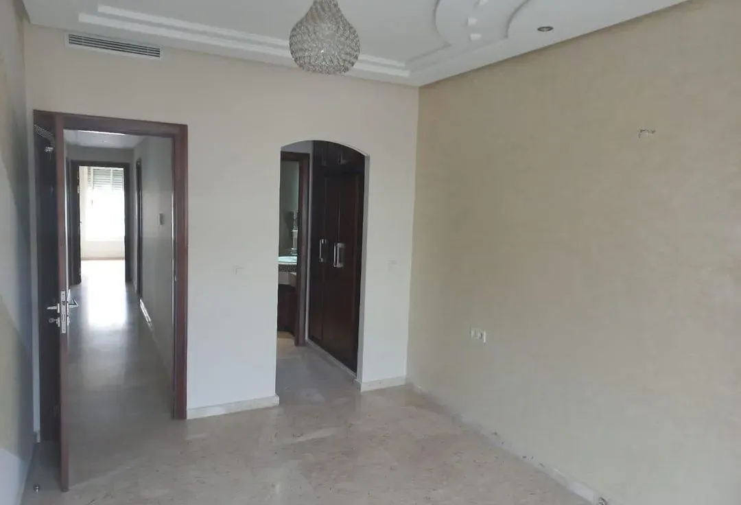 Appartement à louer 7 500 dh 144 m², 3 chambres - Administratif Tanger