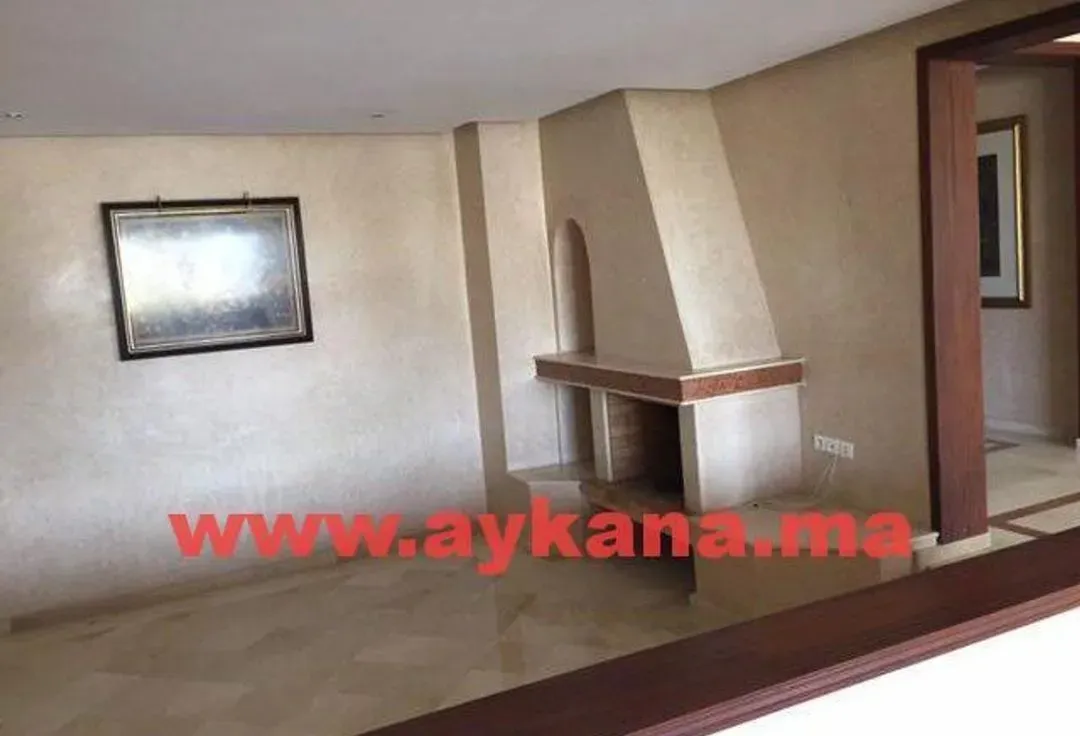 Appartement à louer 17 000 dh 220 m², 3 chambres - Agdal Rabat