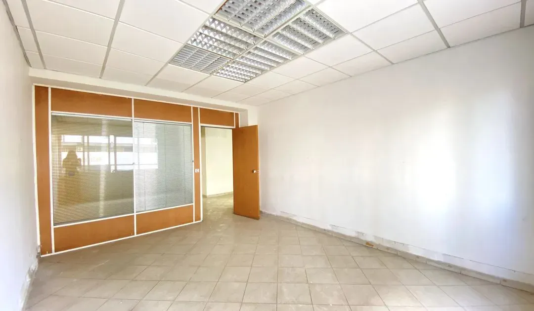 Bureau à louer 14 500 dh 145 m² - Gauthier Casablanca
