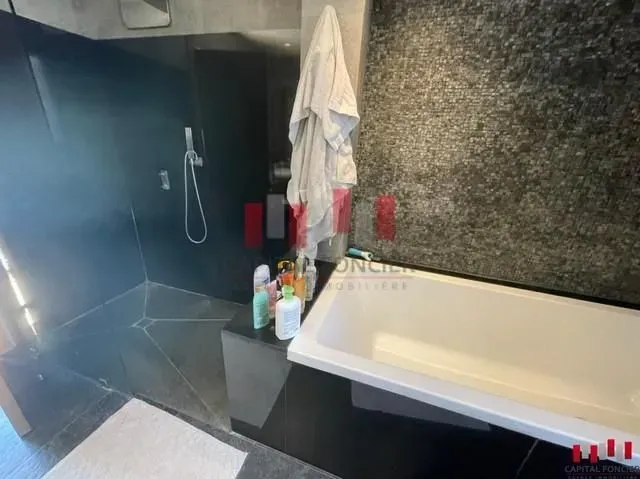 Villa à louer 50 000 dh 650 m² avec 4 chambres - Sidi Maarouf Casablanca | Agenz