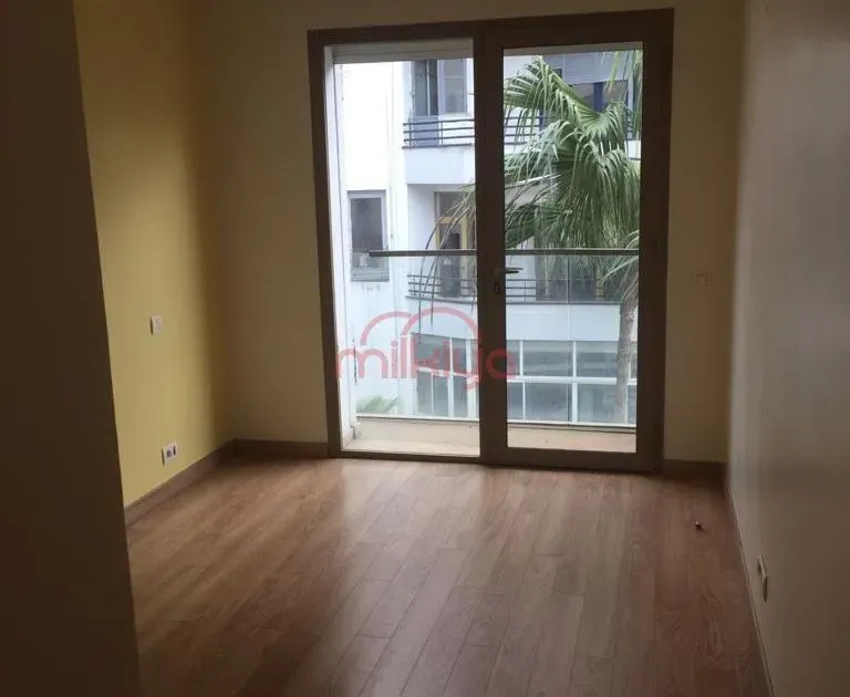 Appartement à louer 500 9 dh 85 m², 3 chambres - Franceville Casablanca