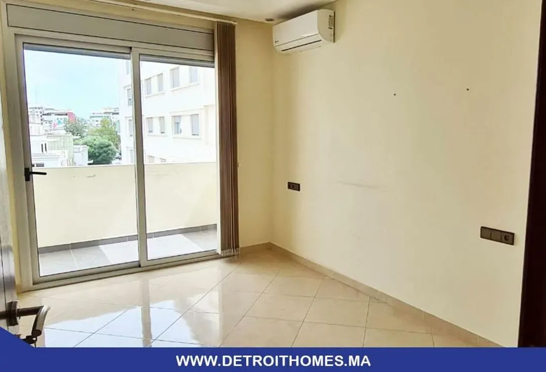 Appartement à louer 10 000 dh 155 m², 3 chambres - Drissia Tanger