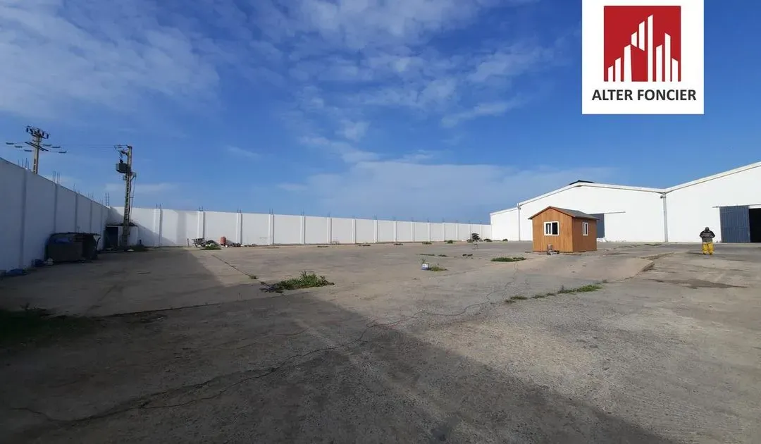 Local Industriel à louer 260 000 dh 15 000 m² - Bab Arrayane Médiouna