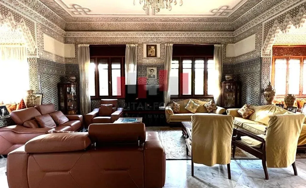 Villa à vendre 10 850 000 dh 1 060 m², 5 chambres - Californie Casablanca