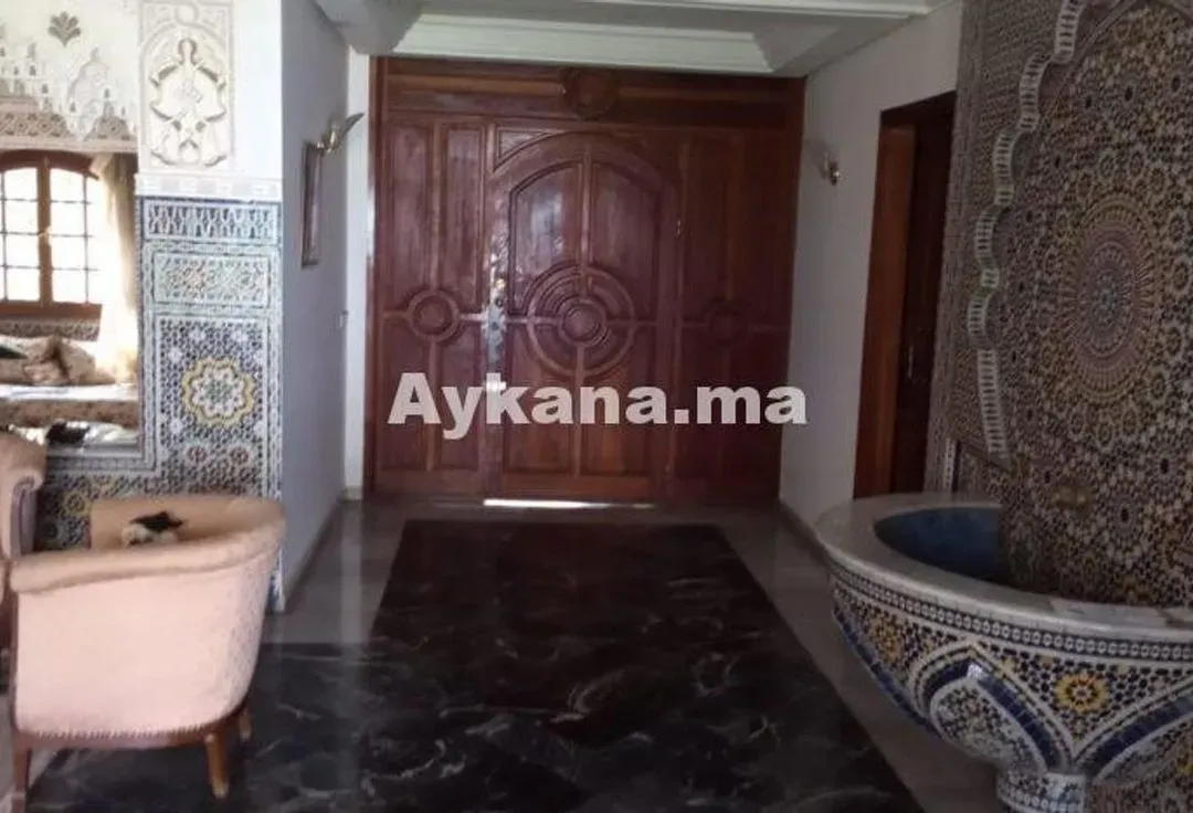 Villa à vendre 9 000 000 dh 900 m², 4 chambres - Riyad Rabat