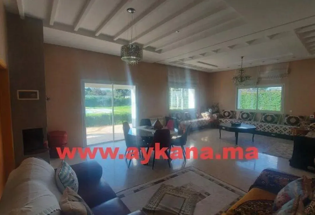 Villa à louer 30 000 dh 3 330 m² avec 5 chambres - Harhoura Skhirate- Témara