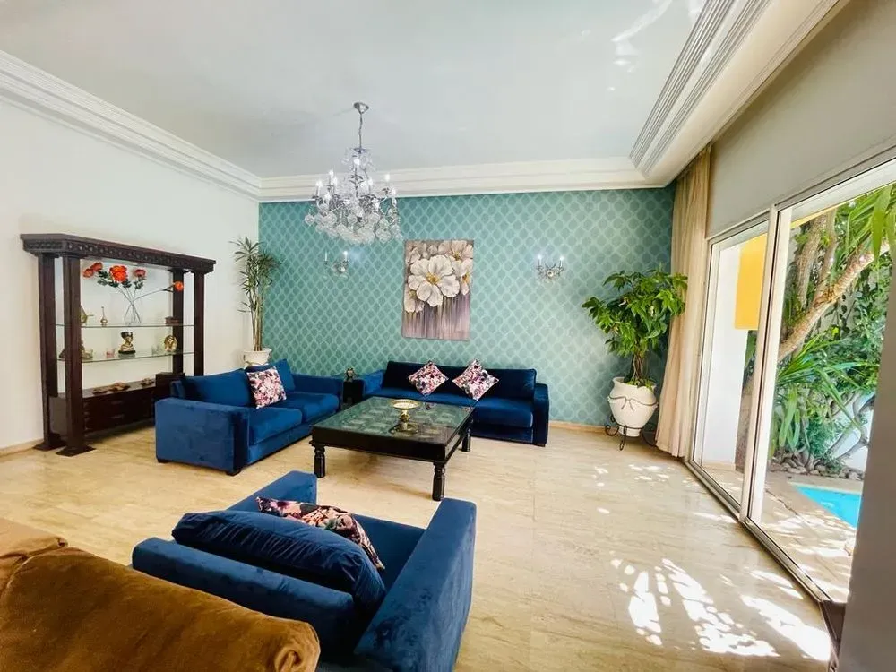 Villa à louer 43 000 dh 625 m² avec 4 chambres - Ain Diab Extension Casablanca | Agenz