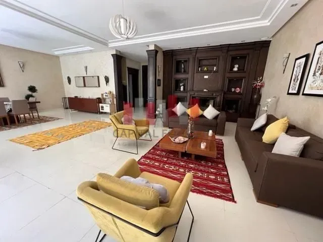 Villa for rent 30 000 dh 400 sqm, 4 rooms - Ain Diab Casablanca