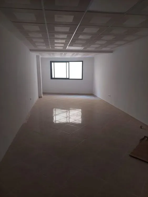 Bureau à louer 3 200 dh 41 m² - Autre Kénitra | Agenz