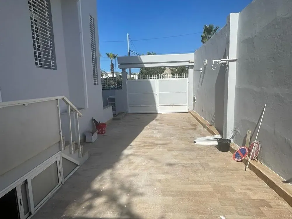 Villa à louer 35 000 dh 400 m² avec 4 chambres - Sidi Maarouf Casablanca | Agenz