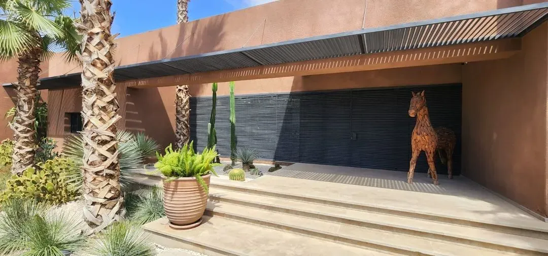 Villa à louer 14 300 dh 700 m², 4 chambres - Rahba Kedima Marrakech