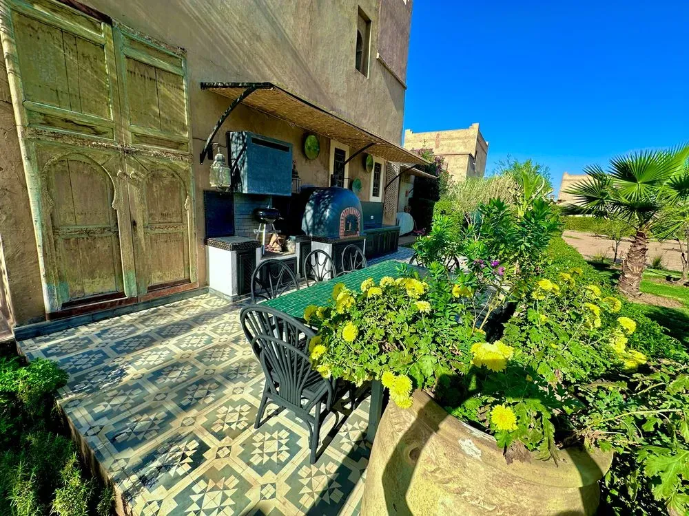Villa à louer 25 000 dh 280 m² avec 4 chambres - Route de Fès Marrakech | Agenz