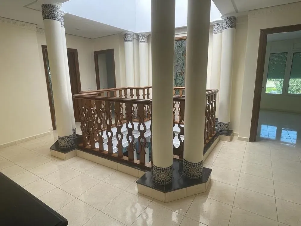 Villa à louer 35 000 dh 400 m² avec 4 chambres - Sidi Maarouf Casablanca | Agenz
