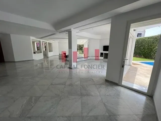Villa for rent 45 000 dh 1 100 sqm, 5 rooms - CIL Casablanca