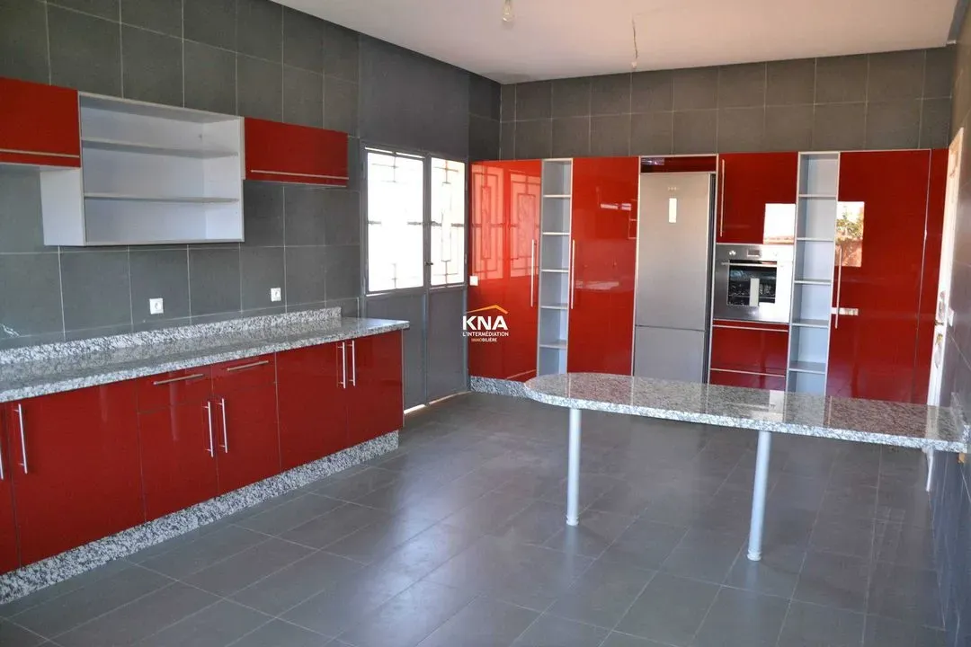 Villa à louer 48 103 dh 850 m² avec 4 chambres - Amelkis Marrakech