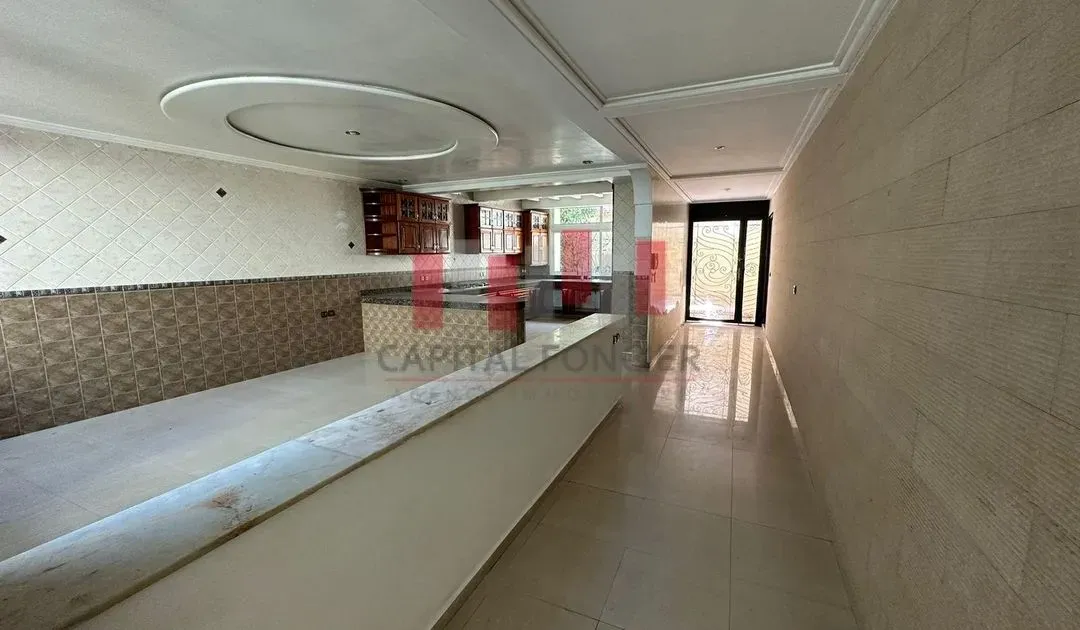 Villa for rent 13 000 dh 480 sqm, 4 rooms - Al Mostakbal Casablanca