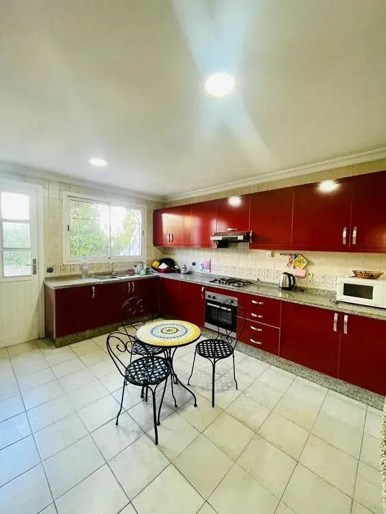 Villa à louer 43 000 dh 625 m² avec 4 chambres - Ain Diab Extension Casablanca | Agenz