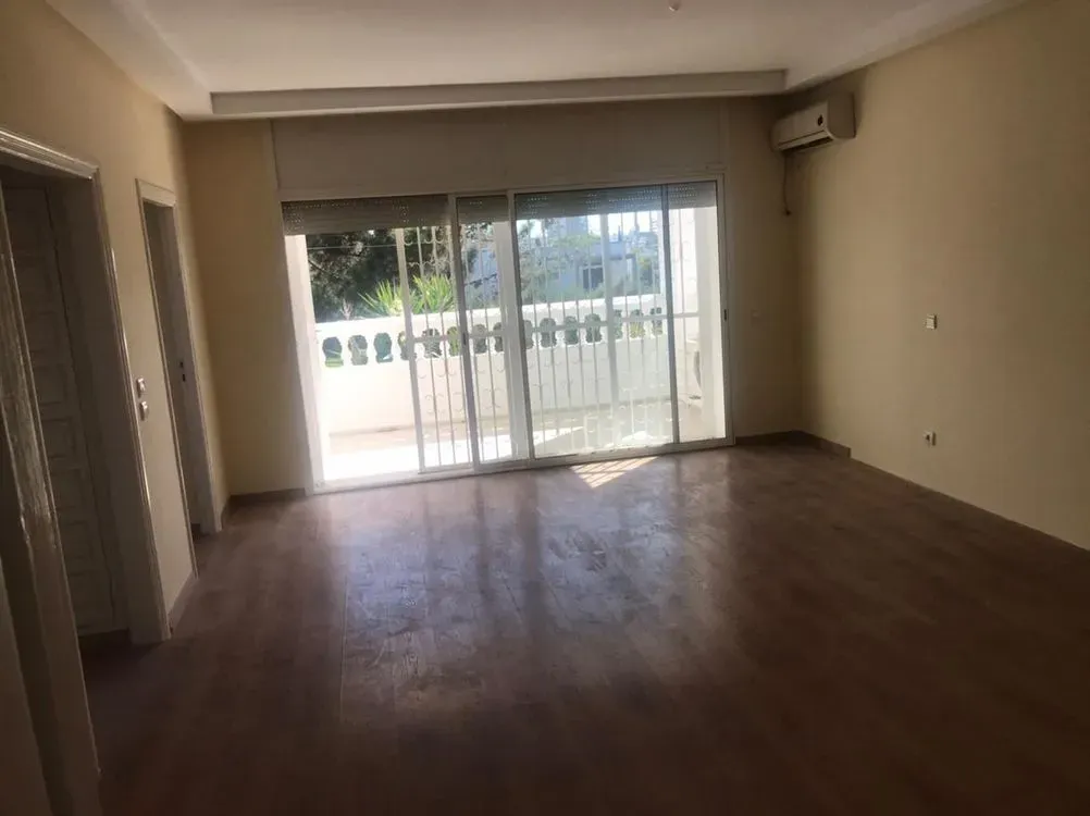 Villa à vendre 9 500 000 dh 800 m², 4 chambres - Riyad Rabat